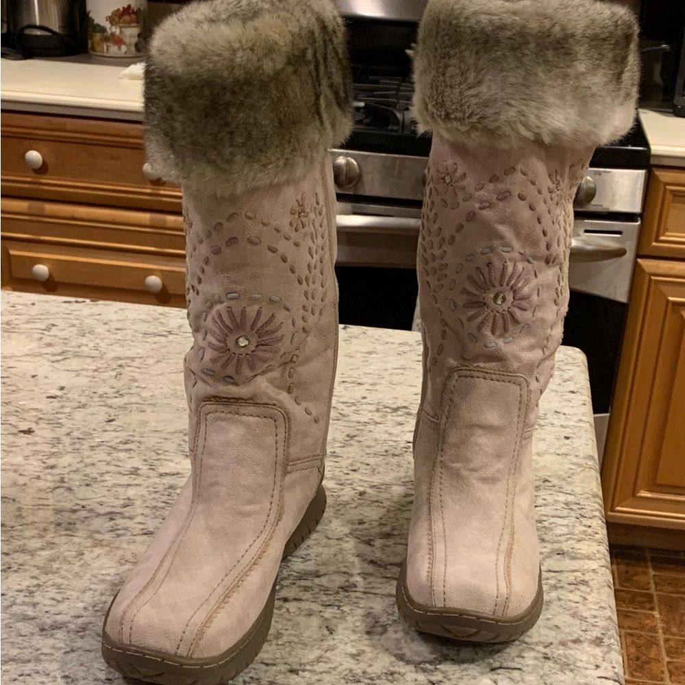 All Man made suede & fur boots
